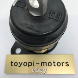 HONDA Genuine Legend Right Engine Mount 50820-SJA-305 NEW