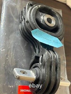 Honda Genuine 06-11 Honda Civic 1.8L withAT Lower Engine Mount Torque Strut Japan