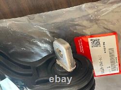 Honda Genuine 06-11 Honda Civic 1.8L withAT Lower Engine Mount Torque Strut Japan