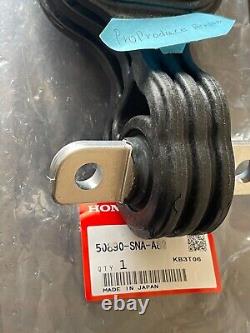 Honda Genuine 06-11 Honda Civic 1.8L withAT Lower Engine Mount Torque Strut Japan