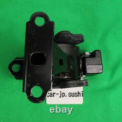 Honda Genuine 2003-2011 Element Automatic Transmission Mount 50815-SCV-A84