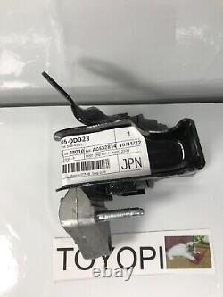 TOYOTA Genuine Matrix Corolla Passenger Side Mount Motor 12305-0D023 NEW Japan